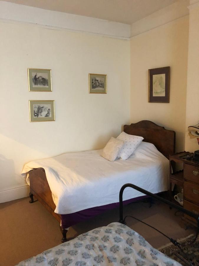 Holiday home Lovely 3-bed House In Cheltenham