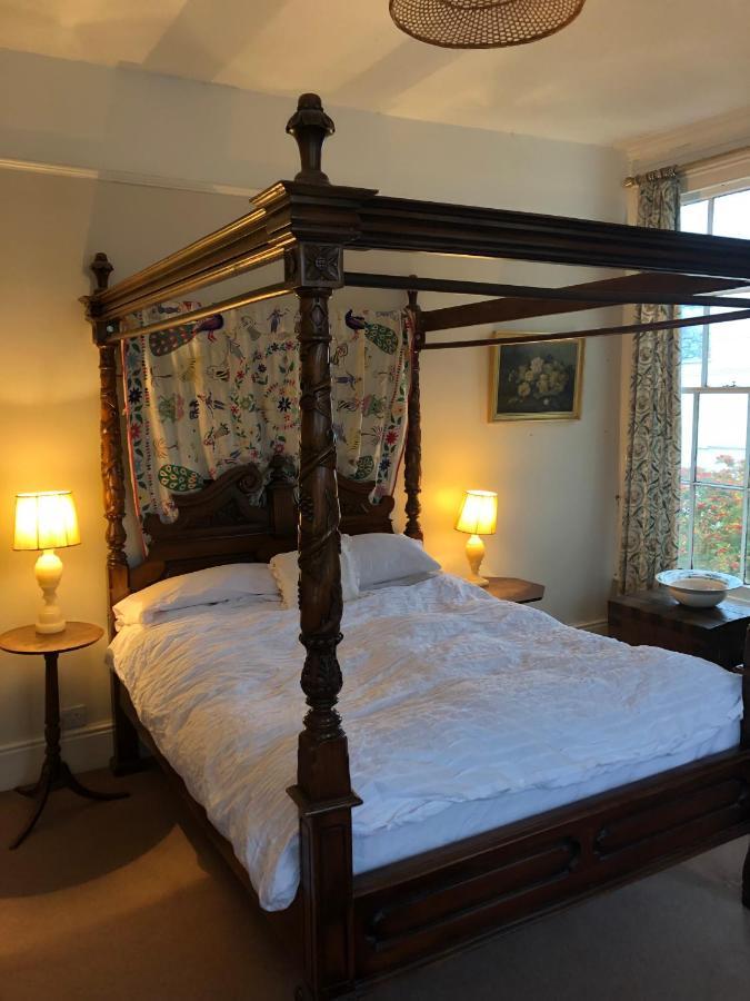 Lovely 3-bed House In Casa de férias *
